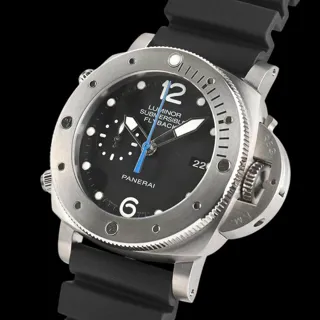 Panerai Submersible PAM 00614 47mm Titanium Black