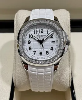 Patek Philippe Aquanaut 5267/200A-010 Stainless steel White