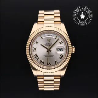 Rolex Day-Date II 218238-0042 18k yellow gold Silver