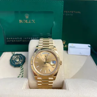 Rolex Day-Date 40 228238-0003 Yellow gold Champagne