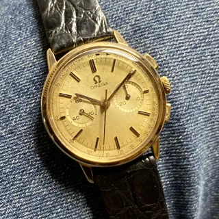 Omega Vintage 10100964 35mm Yellow gold Champagne