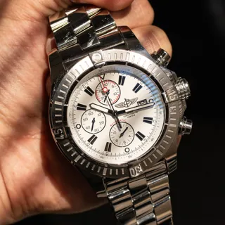 Breitling Avenger A13370 Stainless steel White