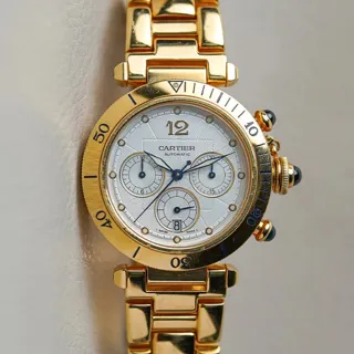 Cartier Pasha W30140D1 / 2111 38mm Yellow gold Silver