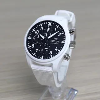 IWC Pilot IW389105 44.5mm Ceramic Black