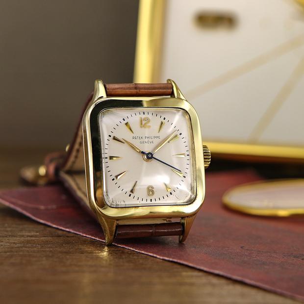 Patek Philippe 2514 Yellow gold Silver 1954 Switzerland | Dealer