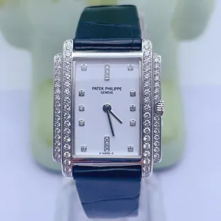 Patek Philippe Gondolo 4825/100 White gold White