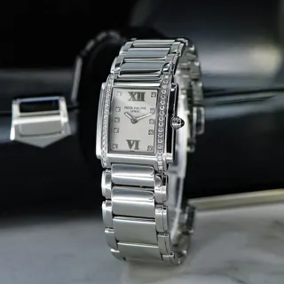 Patek Philippe Twenty~4 4910/10A-011 25mm Stainless steel White