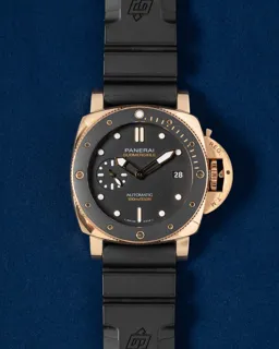 Panerai Submersible PAM 00974 42mm Rose gold Black