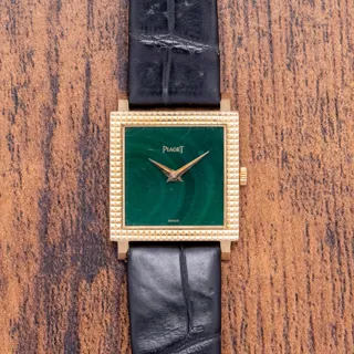 Piaget Malachite Dial Tank 9357 18k yellow gold Green