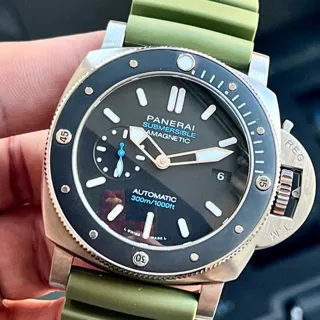 Panerai Luminor Submersible 1950 3 Day PAM 01389 47mm Titanium Black