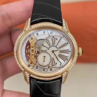 Audemars Piguet Millenary 77247OR.ZZ.A812CR.01 39.5mm Rose gold White