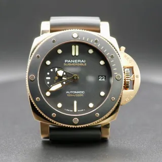 Panerai Submersible PAM 00974 42mm Rose gold Black