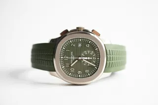 Patek Philippe Aquanaut 5968 White gold Green