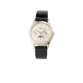 Patek Philippe Perpetual Calendar 3940-017R 18k white gold Silver