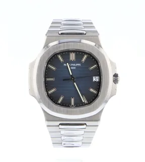 Patek Philippe Nautilus 5711/1A-001 40mm Stainless steel Blue