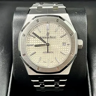 Audemars Piguet Royal Oak 15450ST.OO.1256ST.01 37mm Stainless steel Silver