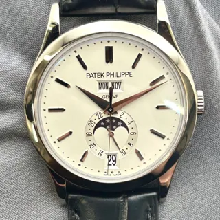 Patek Philippe Annual Calendar 5396G-011 White gold Silver