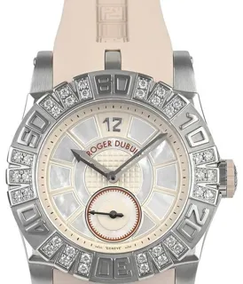 Roger Dubuis Easy Diver SED40 821 9A 10/0FA10/A 40mm Steel Mother of pearl