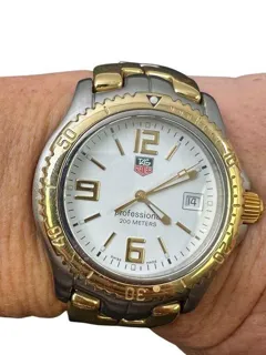 TAG Heuer Professional 200M 42mm Stainless steel and 18k yellow gold