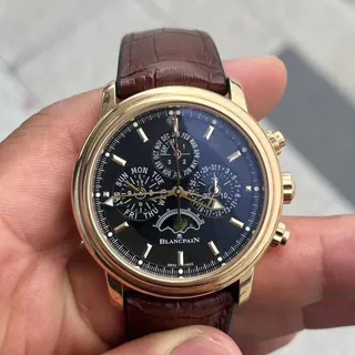 Blancpain Léman 2685F-3630-53B 40mm Red gold Black