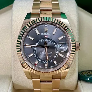 Rolex Sky-Dweller 326935 42mm Rose gold Gray