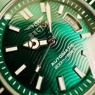 Sector R3223161008 43mm Stainless steel Green