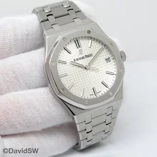 Audemars Piguet Royal Oak 15500ST.OO.1220ST.04 41mm Stainless steel Silver