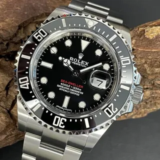 Rolex Sea-Dweller 126600 43mm Stainless steel Black