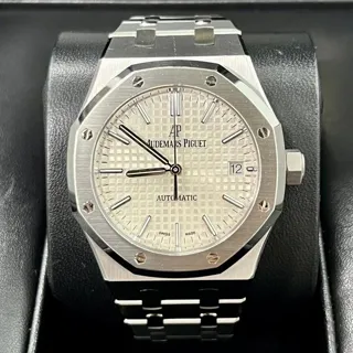 Audemars Piguet Royal Oak Selfwinding 15450ST.OO.1256ST.01 ( OAK  ) 37mm Stainless steel White