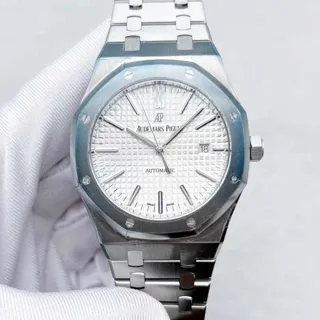 Audemars Piguet Royal Oak Selfwinding 15400ST.OO.1220ST.02 ( OAK  ) 41mm Stainless steel Silver