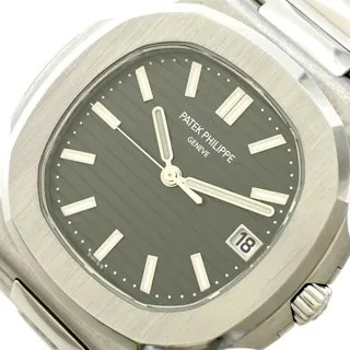 Patek Philippe Nautilus 5711/1A-014 40mm Stainless steel Green