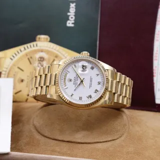 Rolex Day-Date 36 18038 36mm Yellow gold White