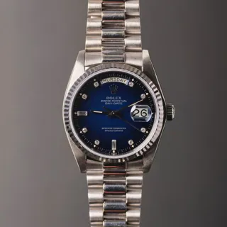 Rolex Day-Date 36 18039 (DAY-DATE  (UP TO 2000)) 36mm White gold Blue