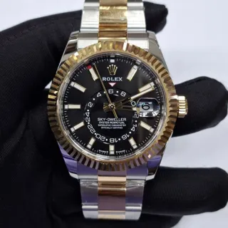 Rolex Sky-Dweller 336933 (TWO-TONE) 42mm Yellow gold and Stainless steel Black