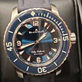 Blancpain Fifty Fathoms 5015-12B40-052A 45mm Titanium Blue