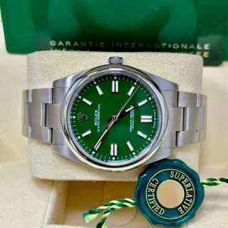 Rolex Oyster Perpetual 124300-0005 Stainless steel Green