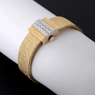 Omega 14k yellow gold