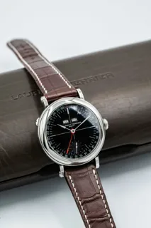 Laurent Ferrier Galet Annual Calendar Montre École Blue LCF025.AC Stainless steel Black