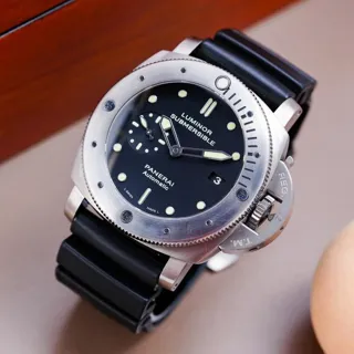 Panerai Submersible PAM 00305 47mm Titanium Black