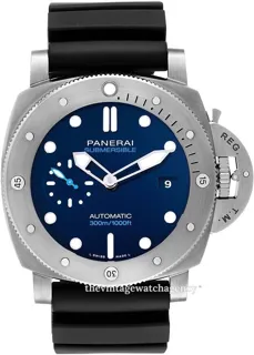 Panerai Submersible PAM 00692 47mm brushed/polished titanium Blue