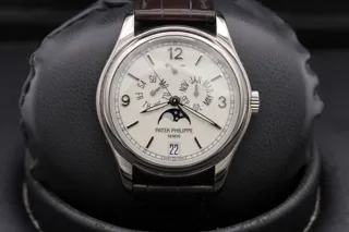 Patek Philippe Annual Calendar 5146G 39mm White gold White