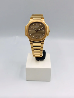 Patek Philippe Nautilus 7118/1R-010 35mm Rose gold Brown