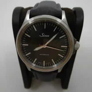 Sinn 556 556.0105 38.5mm Steel Mother of pearl