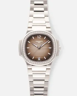 Patek Philippe Nautilus 7118/1200A-011 35mm Stainless steel Gray