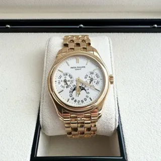 Patek Philippe Perpetual Calendar 5136/1J Yellow gold Silver