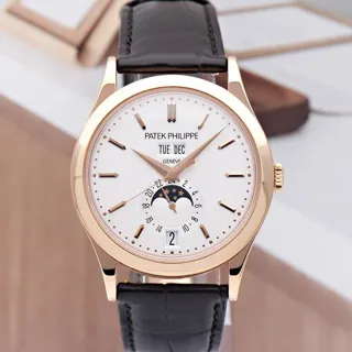 Patek Philippe Annual Calendar 5396R-011 38mm Rose gold Silver