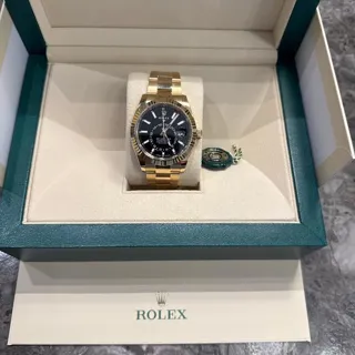 Rolex Sky-Dweller 326938 42mm Yellow gold Black