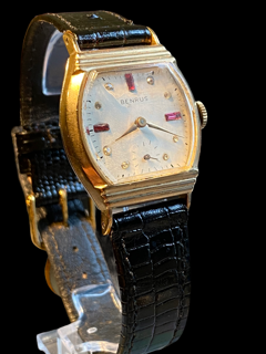 Benrus Gents Cocktail Watch gold plated$steel back red$white