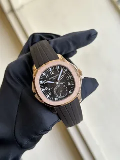 Patek Philippe Aquanaut 5164R-001 40.8mm Rose gold Brown