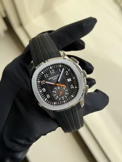 Patek Philippe Aquanaut 5968A-001 42mm Stainless steel Black